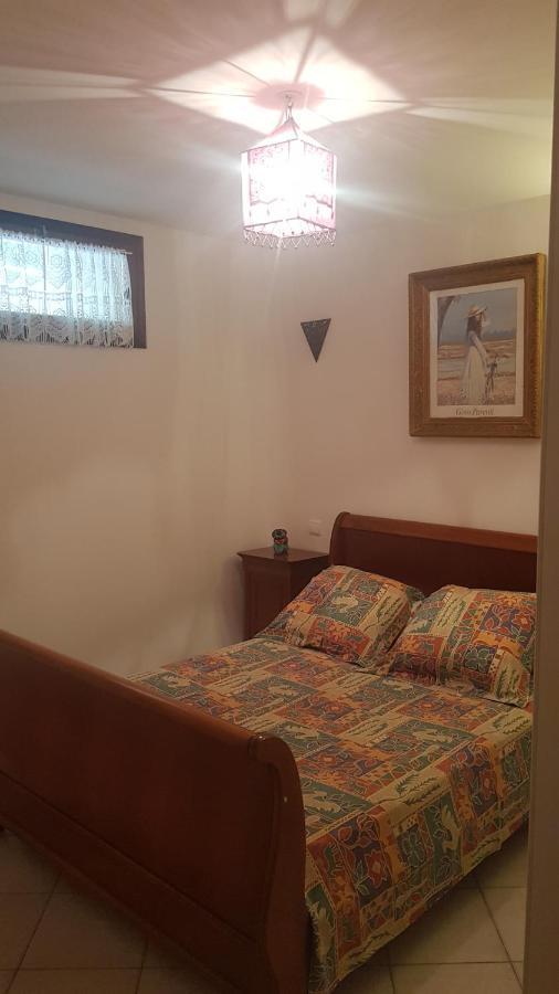 בסטיה Bas De Villa Chez Mr.Girolami Dominique מראה חיצוני תמונה
